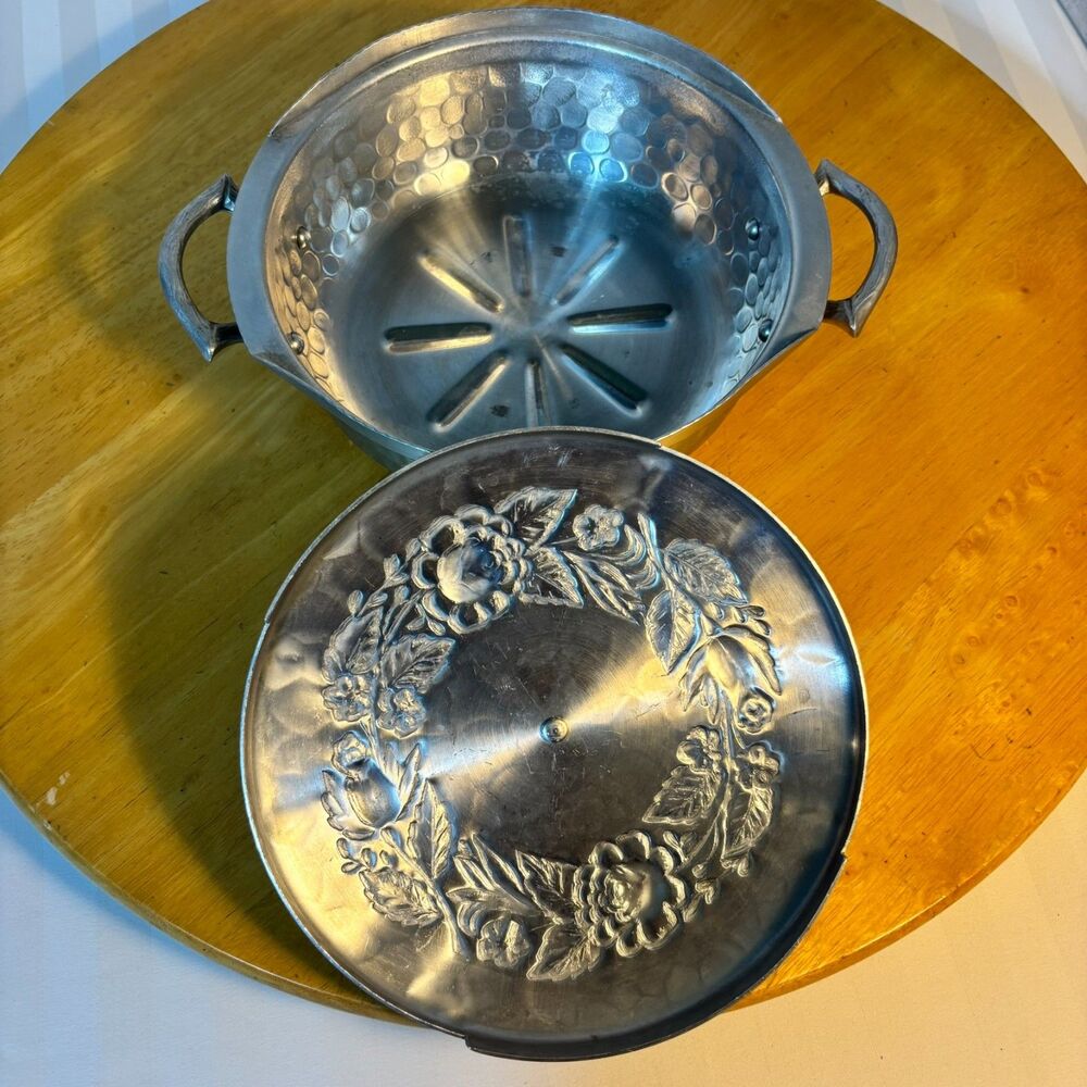 Vintage Everlast Forged Aluminum Hammered Floral Handled Lidded Casserole Dish